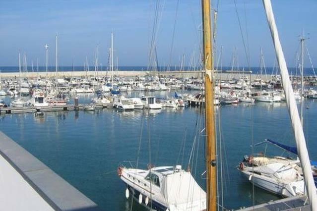 Luxury Beach Apartment, Next To The Sea Premiá de Mar Exterior foto